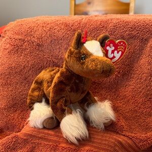 Ty Beanie Babies - Hoofer the Clydesdale Horse - Retired 2001 plush toy w/tags
